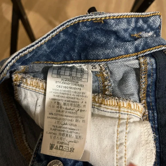 Guess Classic Blue Jean Shorts - Picture 4 of 5